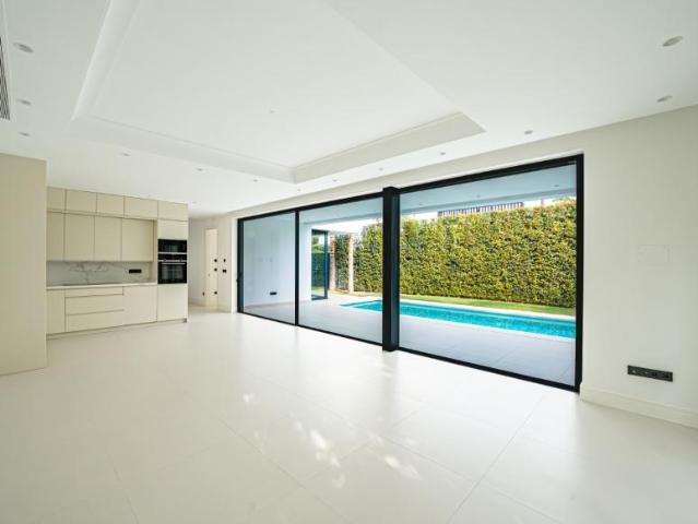 Venta 4 Dormitorio Villa Marbella Málaga DS93055480