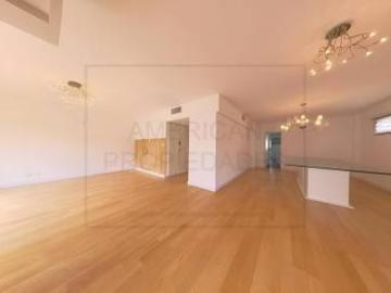 Venta 4 dormitorios triplex Parrilla Quincho Terraza Hidromasaje Sauna 3 cocheras Belgrano