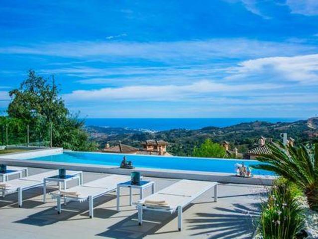 Venta 5 Dormitorio Villa Ojen Malaga DS82863644