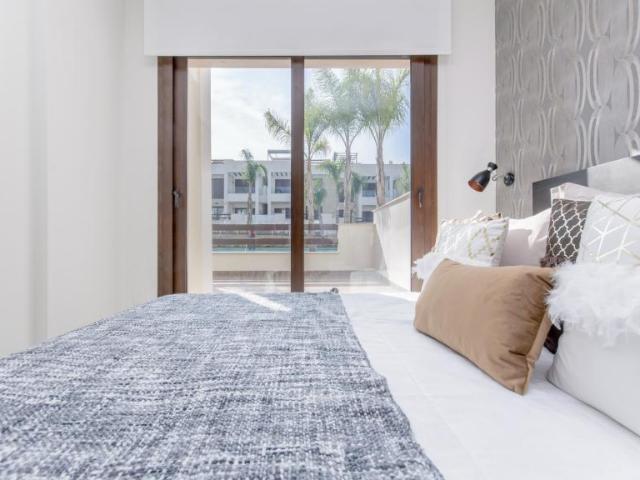 Venta 1 Dormitorio Bangalos Torrevieja Alicante DS80312086
