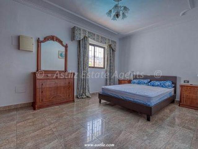 Venta 2 Dormitorio Villa Adeje San Eugenio Alto DS91128358
