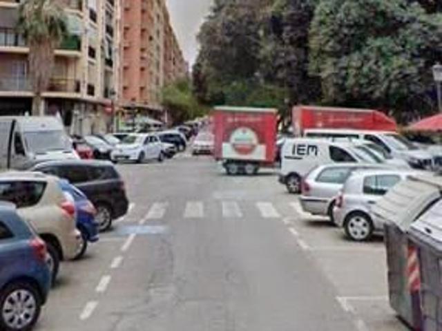 Venta 2 Locales en Valencia