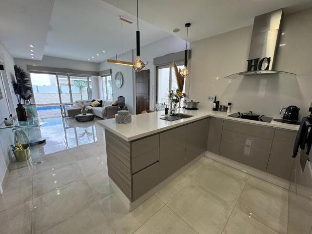 Venta 3 Dormitorio Casa ORIHUELA ALICANTE DS96685301