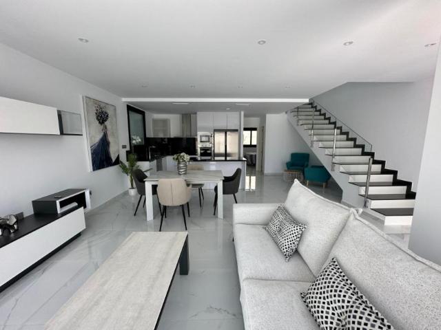Venta 3 Dormitorio Villa La Marina Alicante DS82216415