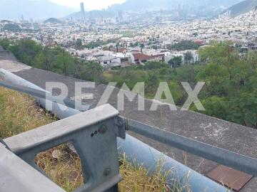 Venta terreno Comercial en AV. Rangel Frias,Sector San Jeronimo Monterrey Nuevo Le?n 1323 4