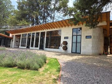 Venta Terreno con uso de suelo H 1000, en Valle Bravo de 18,000 m2