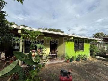 Venta Terreno con dos casas