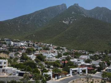 VENTA TERRENO EN CONTRY LA ESCONDIDA