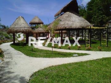 Venta Terreno Regatta Residencial. Puerto Morelos