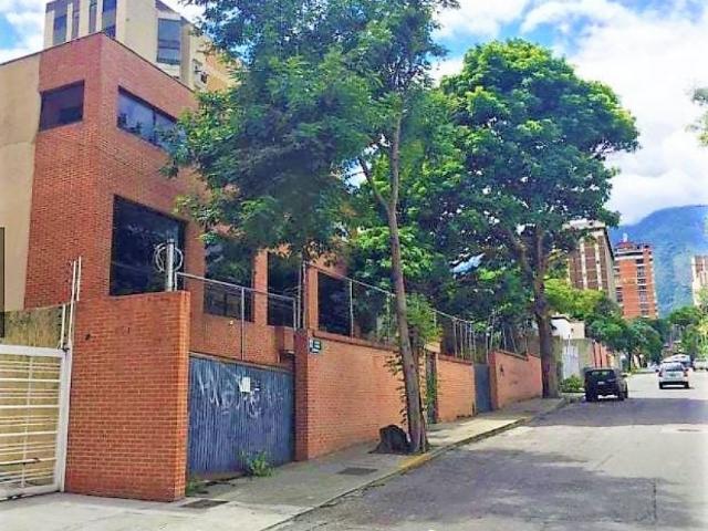 VENTA TERRENO ROSAL O EDIFICACION A DEMOLER IDEAL PARA EDIFICIO