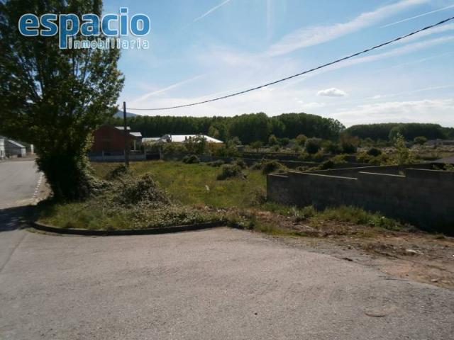 VENTA TERRENO URBANO EN BEMBIBRE
