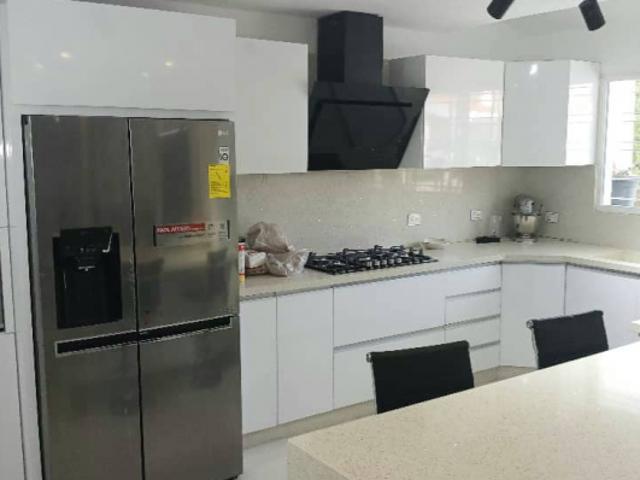 VENTA TOWNHOUSE CONJ. RESD. VILLA PARASO SAND EIGO 26 158