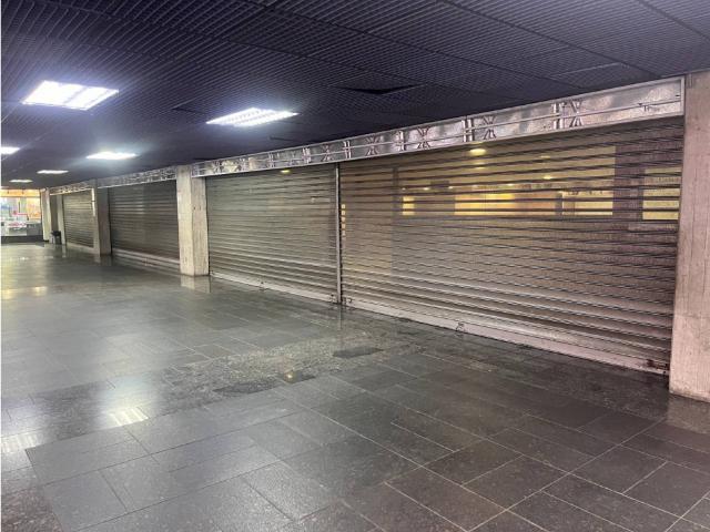 VENTA Y ALQUILER DE LOCAL COMERCIAL _C.C MACARACUAY PLAZA L1, C1
