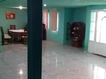 VENTA A BORDO DE CARRETERA EN SANTIAGO UNDAMEO
