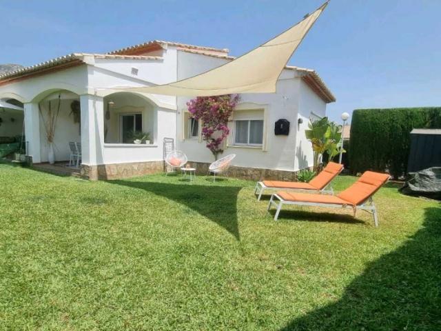 VENTA ADOSADO EN BENIARBEIG