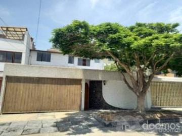 Venta amplia casa San Borja Sur al precio mas bajo del mercado /NO CORREDORES
