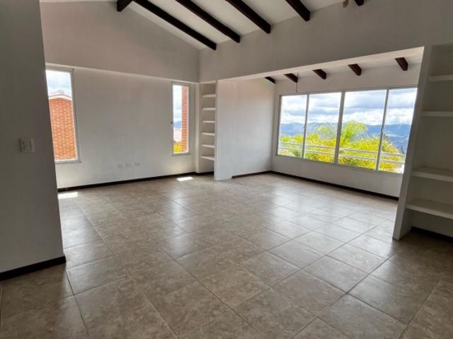 VENTA apartamento 148m2. 3h+S/3B/2E. LOMA LINDA