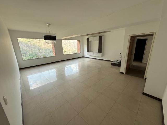 VENTA APARTAMENTO URB. MIRANDA 160MTS2 160MTS2 3 H 4 B 3 PE