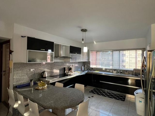 Venta Apartamento Amoblado y Equipado en la Urb. Valle Blanco