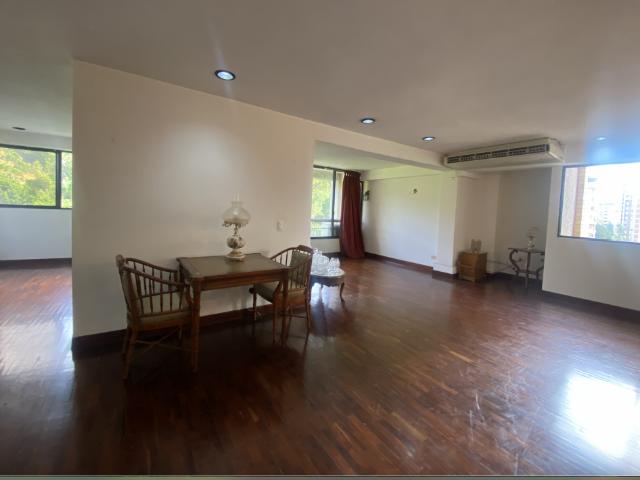 Venta Apartamento Calle Llano Verde 208Mts2 4H+S/4B+S/3PE