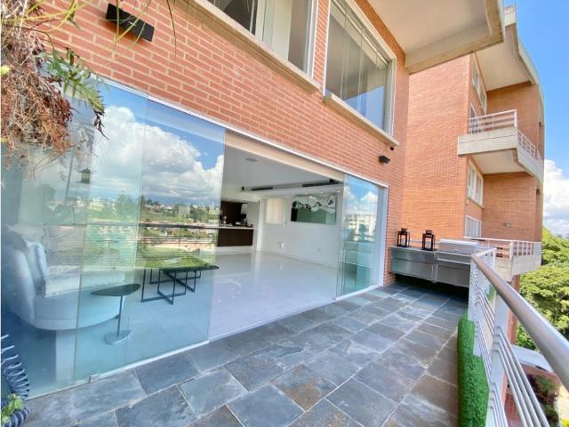 Venta. Apartamento Dúplex. Urbanización Alto Hatillo