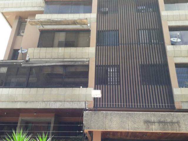 Apartamento Calle Las Cintas,Las Mercedes Remodelado y amoblado /#ES