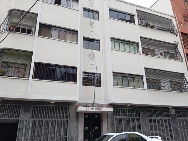 Venta. Apartamento. La Candelaria. Caracas 157673MAH