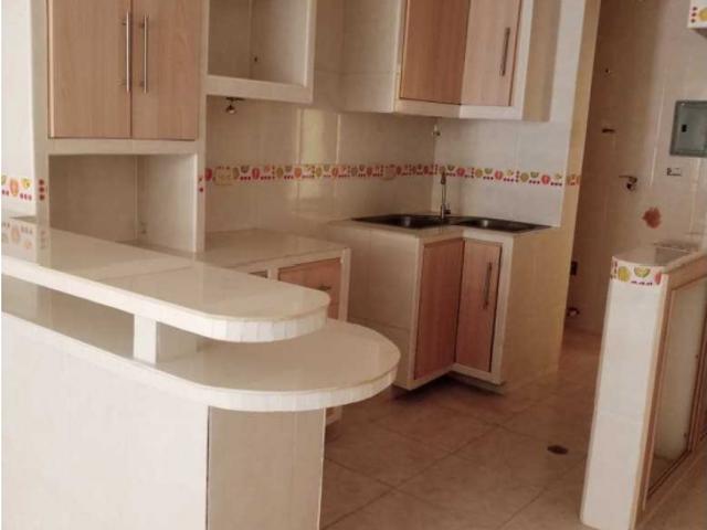 Venta apartamento planta baja, urb Buenaventura