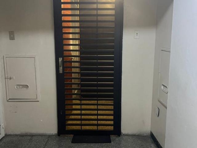 VENTA Apartamento, Res Independencias, Av Ayacucho. AB.S