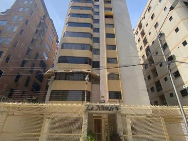 VENTA Apartamento, Res La Mirage, Urb San Isidro. R.G