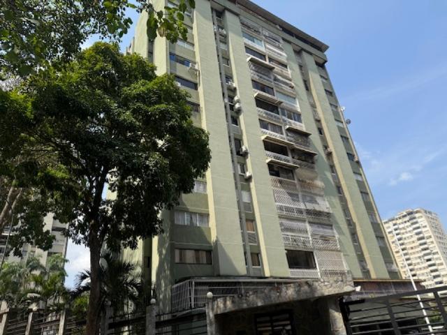 VENTA APTO SANTA INES 118mts 3H 2B 1PE