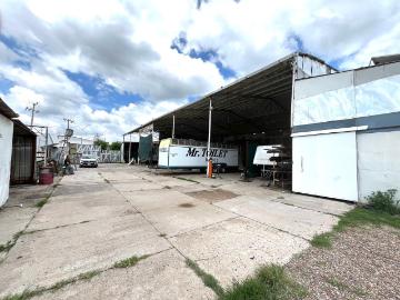VENTA BODEGA EN COMUNIDAD DEL ROCIO AL SUR ORIENTE DE LA CIUDAD