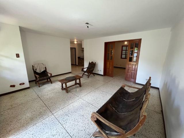 Venta Casa Multifamiliar Colinas de Santa Mónica
