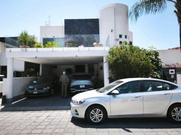 venta casa moderna san pedro cholula, puebla fracc. real de caballero 3 niveles