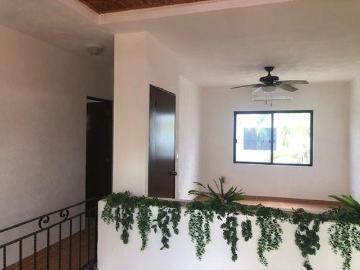 Venta Casa Av las Torres Cancun