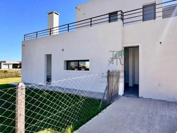 Venta Casa a estrenar 4 dormitorios, 180m2, 5 cocheras, El Naudir, Escobar | Inmuebles Clarín