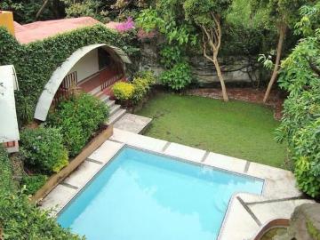 Venta Casa Antigua C/Bungalow Remozada C/Vigilancia, Frac. J de Tlaltenango, Nte