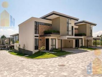 Venta Casa Cumbayá Lujo Norte Quito