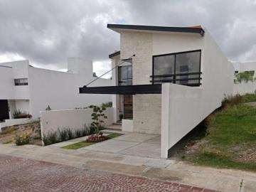 VENTA CASA CUMBRES DEL LAGO JURIQILLA QUERETARO