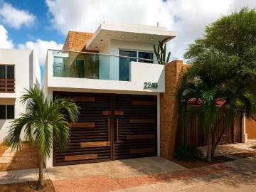 VENTA CASA: Calle Av. Málaga 2425, 80058 Culiacán Rosales, Sinaloa