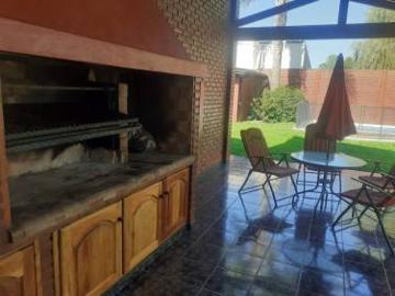 VENTA CASA CASA QUINTA 4 AMB. GRAL.RODRIGUEZ