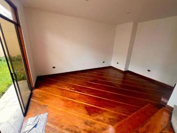 VENTA CASA CHALET EN LA MOLINA ¡BUENA UBICACIÓN Y COMODIDAD!