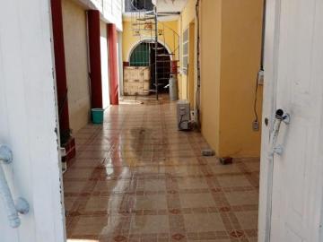 Venta casa col teran por la entrada de carretera de la base Militar