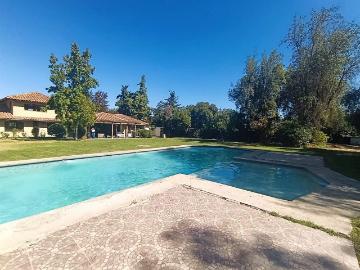 Venta Casa Colina Condominio Los Castaños