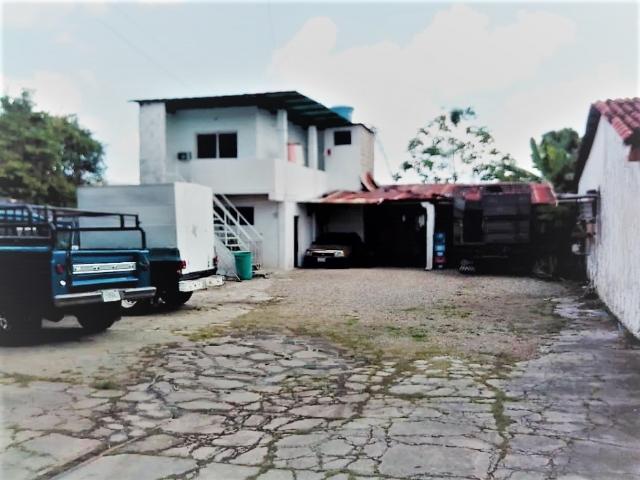 Venta Casa con Terreno 800 M2 en el Centro de Barinas