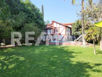 Venta casa con vista al rio en Fraccionamiento en Morelos