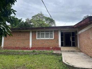 Venta Casa con amplio terreno en El Chico