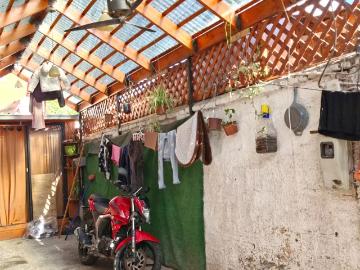 Venta casa con local comercial en peñalolen | 2 dormitorios por 120000. 00 en Peñalolén