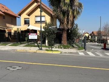 VENTA CASA CON ROL COMERCIAL EN PEÑALOLÉN