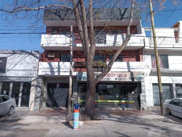 Venta casa con salon comercial